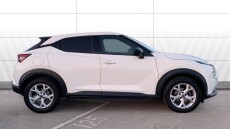 Nissan Juke 1.0 DiG-T N-Connecta 5dr Petrol Hatchback